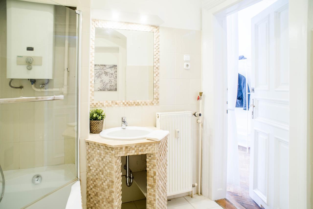 Nine Trees Apartment Budapest Extérieur photo